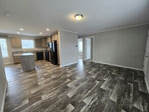 1324 Duchess Ln in Alden, NY - Building Photo - Building Photo