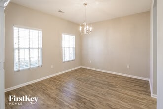 521 Lateleaf Dr in Moncks Corner, SC - Foto de edificio - Building Photo