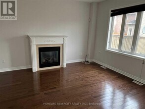 87 Summitgreen Crescent in Brampton, ON - Building Photo - Building Photo