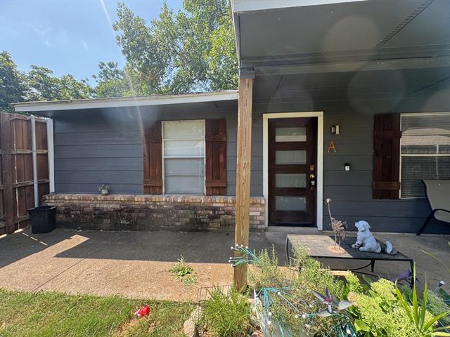 property at 600 N East St