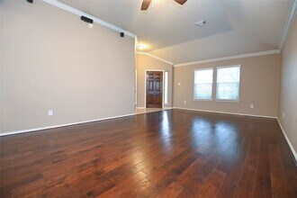6104 Promenade Ln in Pearland, TX - Building Photo - Building Photo