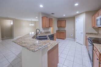 15905 Avenel Way in Fort Worth, TX - Building Photo - Building Photo