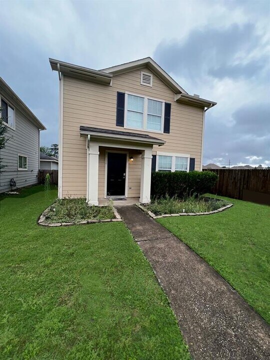 21036 Alden's Oak in Kingwood, TX - Building Photo