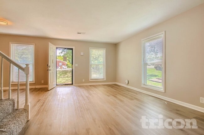 426 Kinsey Blvd in Nashville, TN - Building Photo - Building Photo