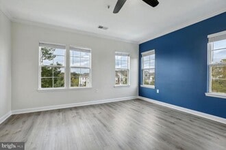 42379 Goldenseal Square in Ashburn, VA - Building Photo - Building Photo