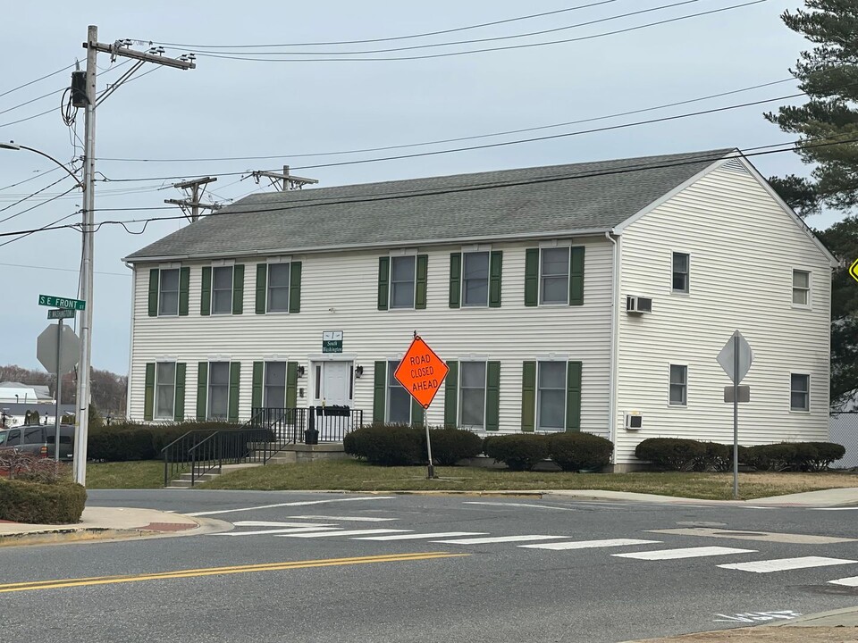 1 S Washington St in Milford, DE - Foto de edificio