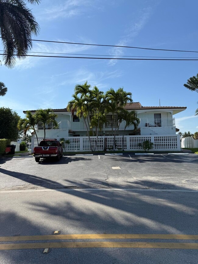 property at 2613 NE 28th Ct