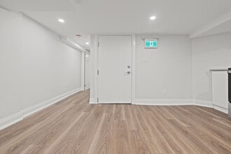 30 Strathgowan Ave in Toronto, ON - Building Photo - Building Photo