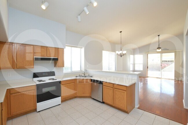 5463 W Venus Way in Chandler, AZ - Building Photo - Building Photo