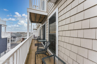 32 Webster Ave in Seaside Heights, NJ - Building Photo - Building Photo