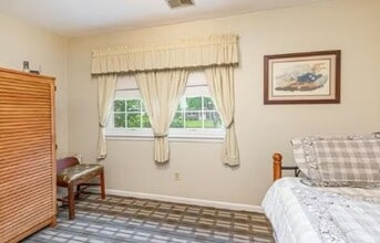 3561 Poppy Crescent in Virginia Beach, VA - Building Photo - Building Photo