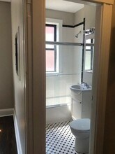 66 Queensberry St, Unit 416 in Boston, MA - Building Photo - Building Photo