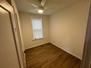 5632 Leona St-Unit -A (Unit 1) in St. Louis, MO - Foto de edificio - Building Photo