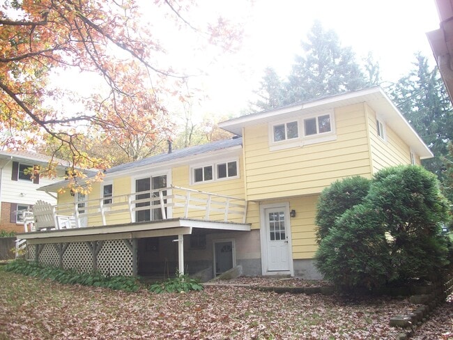 514 Sunset Vale in Twin Lakes, WI - Building Photo - Building Photo