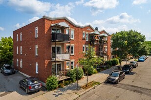 2120-2130 Disraeli Rue in Montréal, QC - Building Photo