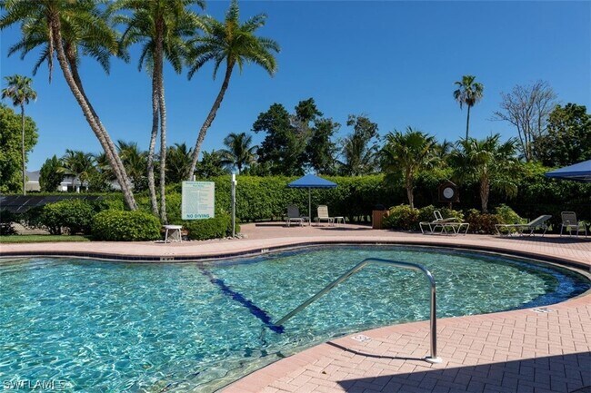 property at 7030 Lone Oak Blvd