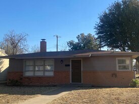 4319 40th St in Lubbock, TX - Building Photo