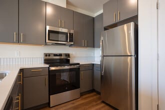 The Flats at Carriage Commons in Traverse City, MI - Foto de edificio - Interior Photo