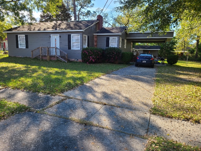 property at 299 N Lexington St