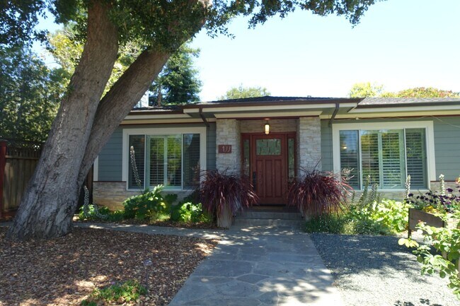 property at 433 Azalea Way