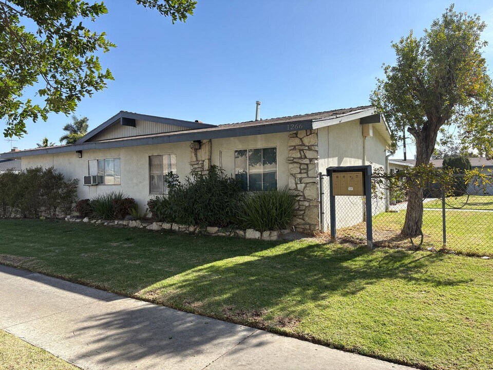1266 N Placentia Ave in Anaheim, CA - Building Photo