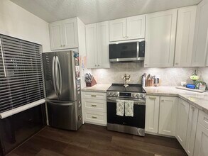 351 Club Cir, Unit 103 in Boca Raton, FL - Foto de edificio - Building Photo