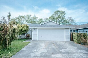 1303 Chaparrel Dr in Mckinleyville, CA - Building Photo