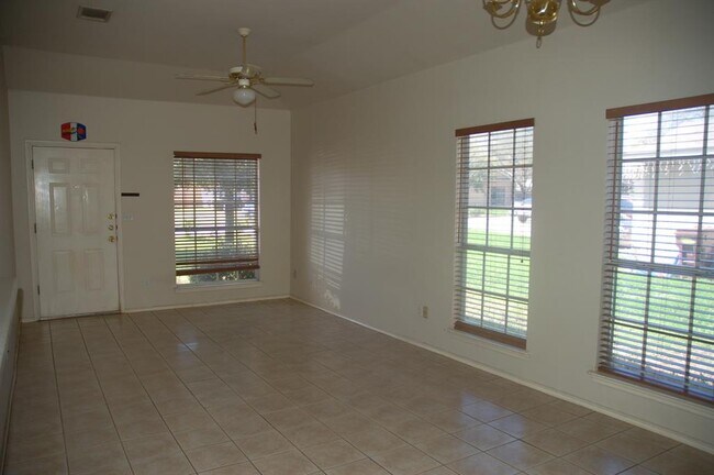 8700 Weiser Dr in Austin, TX - Building Photo - Building Photo