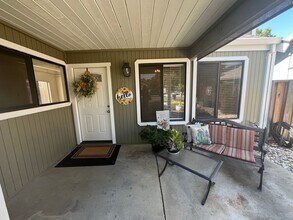 283 Yosemite Pl in Woodland, CA - Building Photo - Building Photo