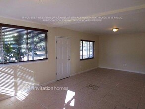 1420 W Meadowbrook Ave in Tampa, FL - Building Photo - Building Photo