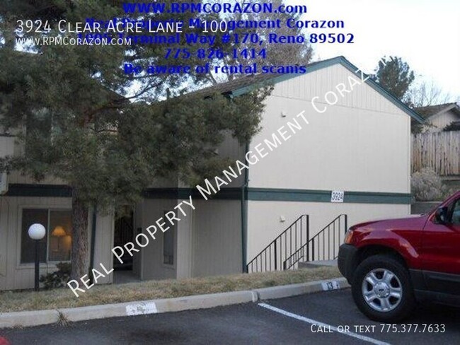 3924 Clear Acre Ln in Reno, NV - Foto de edificio - Building Photo