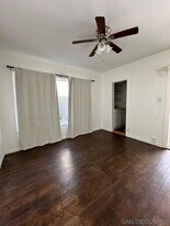 1823 Westminster Dr in Encinitas, CA - Building Photo