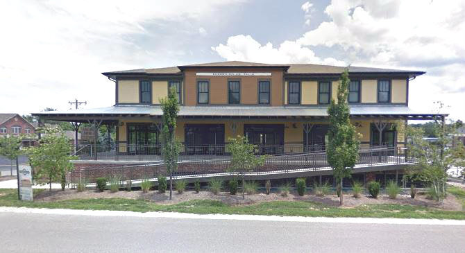 235 W Dodds St-Unit -Apt. 202 in Bloomington, IN - Building Photo