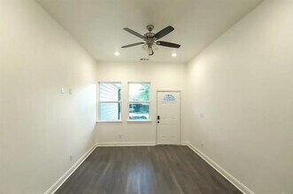 116 Willow Ln in Roanoke, TX - Building Photo - Building Photo