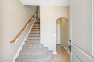 20704 N 90th Pl in Scottsdale, AZ - Foto de edificio - Building Photo
