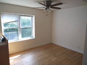 36 Sherman Ter in Madison, WI - Building Photo - Building Photo
