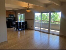 1441 N Humboldt St, Unit 404 in Denver, CO - Building Photo