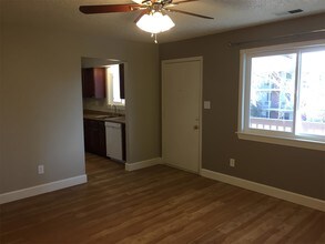 1021 Delaware Dr in Colorado Springs, CO - Building Photo - Building Photo