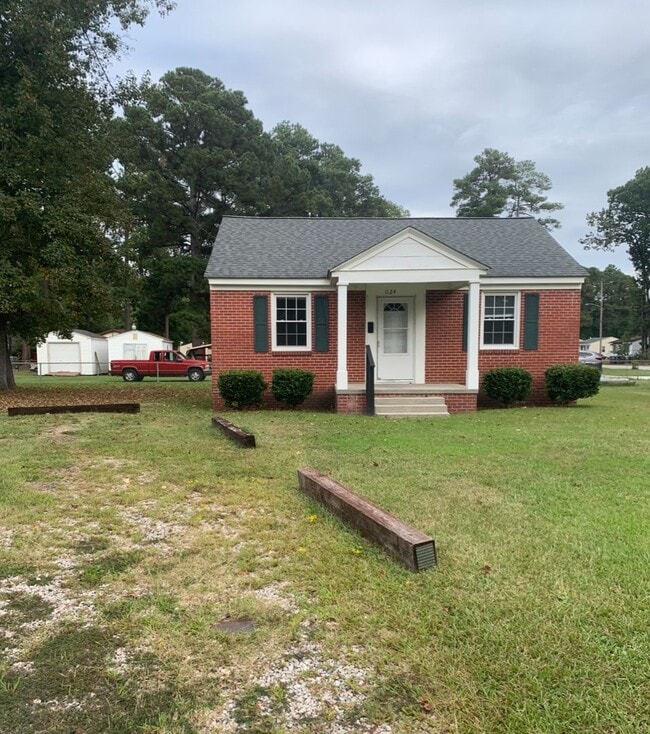property at 1124 Pitt St