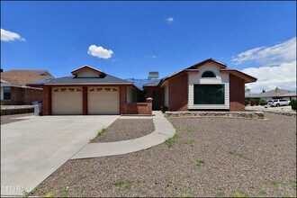 4526 Monahans Dr in El Paso, TX - Building Photo - Building Photo