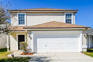 1848 Pineta Cove Drive in Middleburg, FL - Building Photo