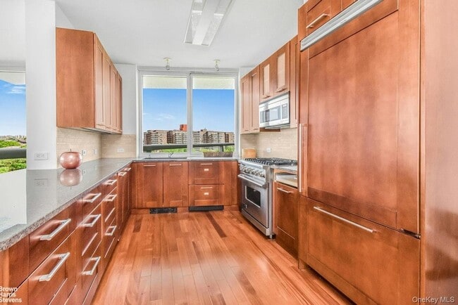 property at 640 W 237th St