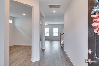 5020 Bridgemore Blvd in Murfreesboro, TN - Foto de edificio - Building Photo