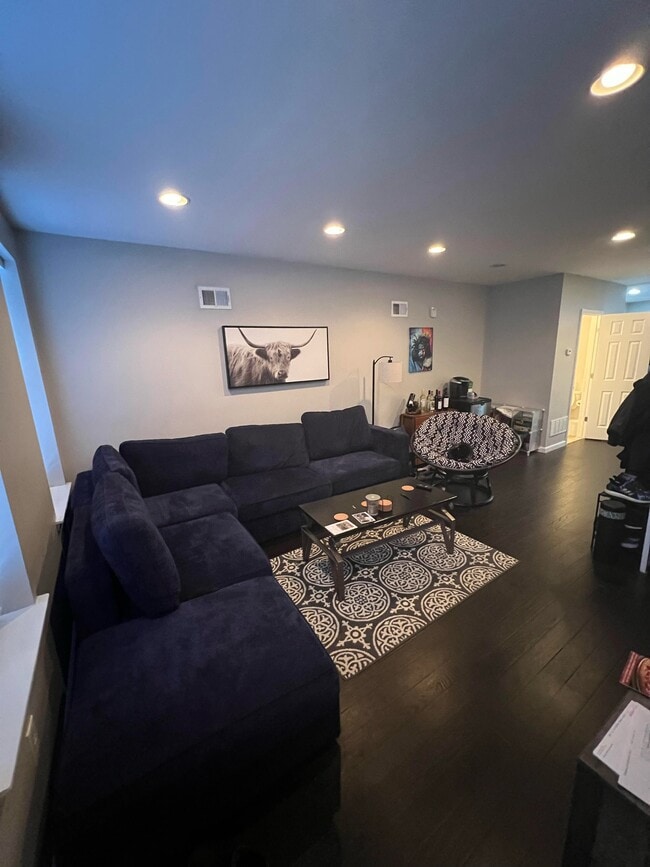 2030 McClellan St in Philadelphia, PA - Building Photo - Building Photo