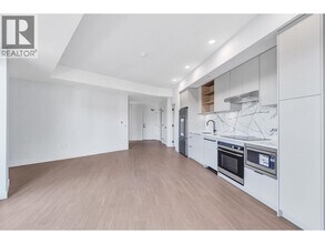 422 E 3rd St in North Vancouver, BC - Building Photo - Building Photo