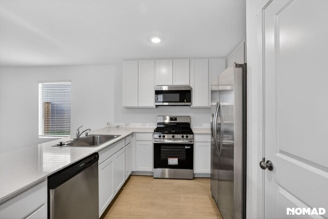 12153 Steeplechase Dr in Aubrey, TX - Building Photo - Building Photo