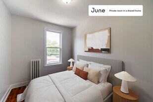 Room in Shared 4 bed/1 bath home in Boston, MA - Building Photo