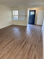 128 N Kingston St, Unit 128A N. Kingston St in San Mateo, CA - Building Photo