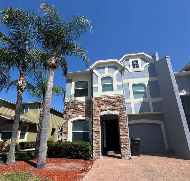 2298 Chatham Pl Dr in Orlando, FL - Building Photo - Building Photo