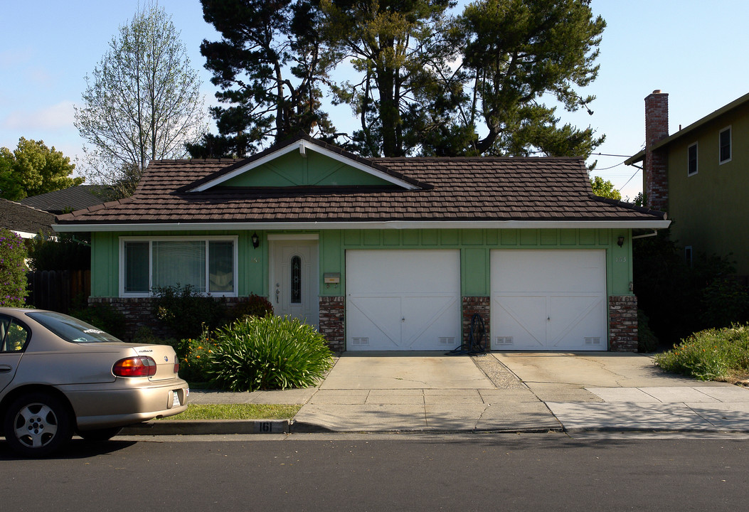 161-163 Wheeler Ave in Redwood City, CA - Foto de edificio